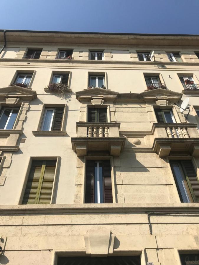 דירות ססטו סן ג'ובני Stanza Privata Con Bagno A 15 Minuti Da Duomo מראה חיצוני תמונה